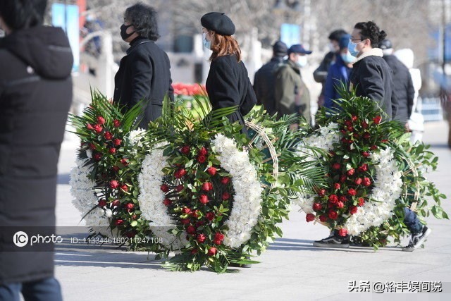 Star of congregation of Zhao Yingjun mourn over a person's death is sent off! The spot is filled up with " guitar " wreath, phonate of Xue Zhiqian cry bitterly