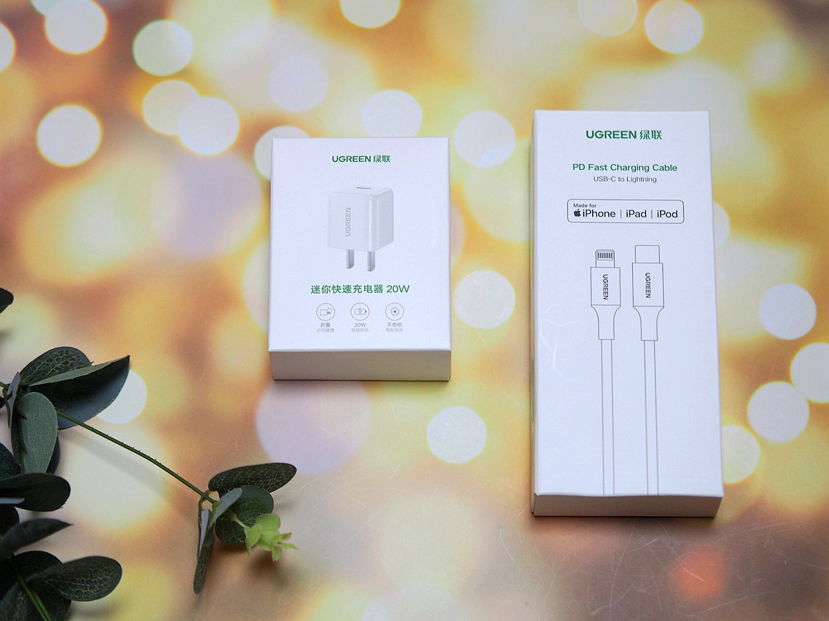 便携迷你快速回血的利器绿联小金刚快充头