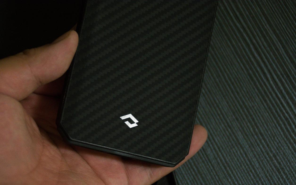 军工级防护？PITAKA新款iPhone12全包款型男必备