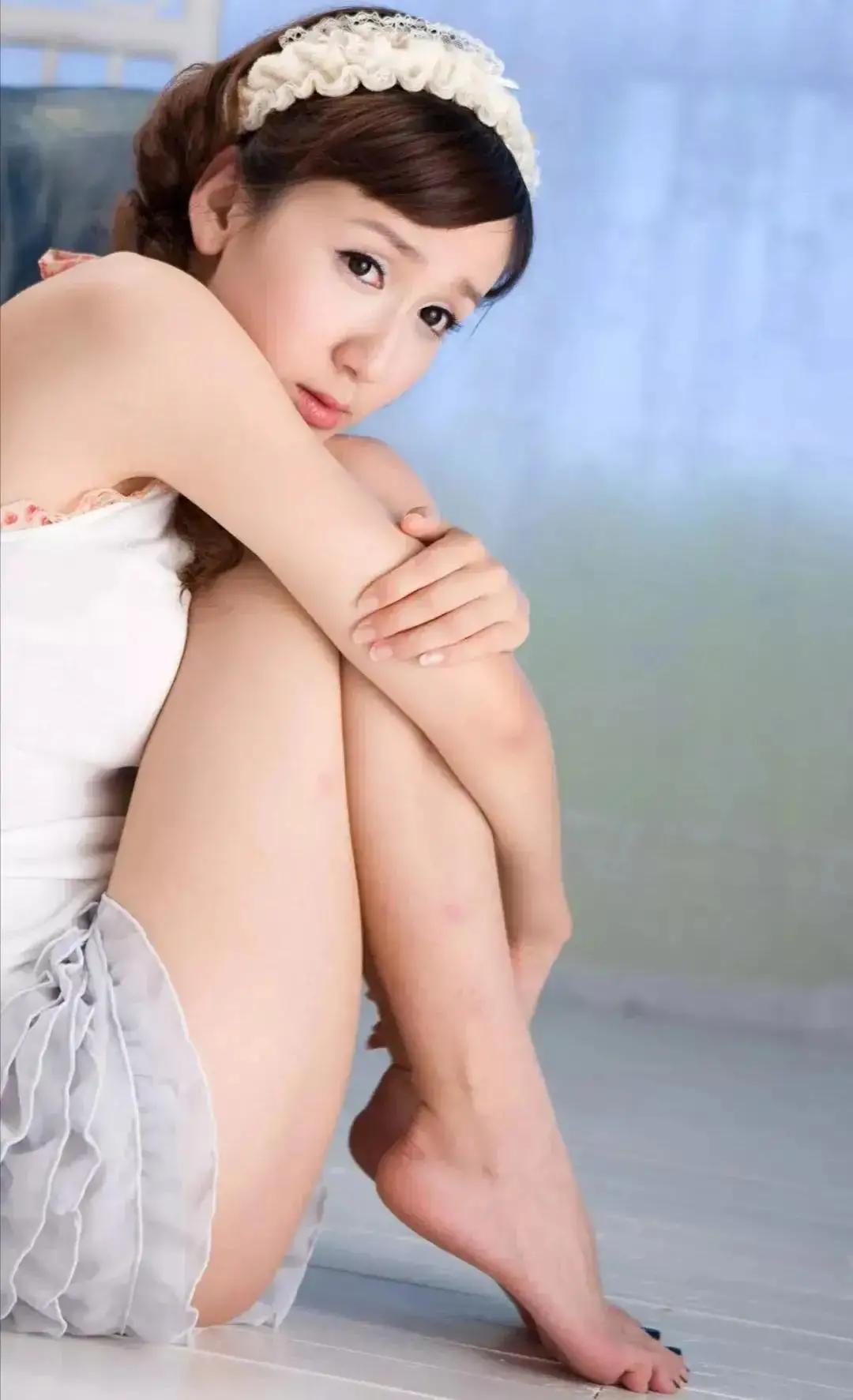 婁藝瀟 19年生於遼寧大連 別名婁霄霄 身高168cm 碧雲天a Mdeditor