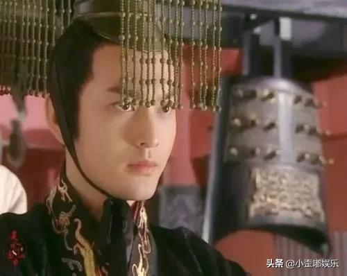 “霸道总裁”别硬演,用力过度又油又土,有人