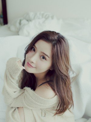 李汶翰恋情再添锤，与大六岁女方疑似同居，曾被扒情侣头像穿同款