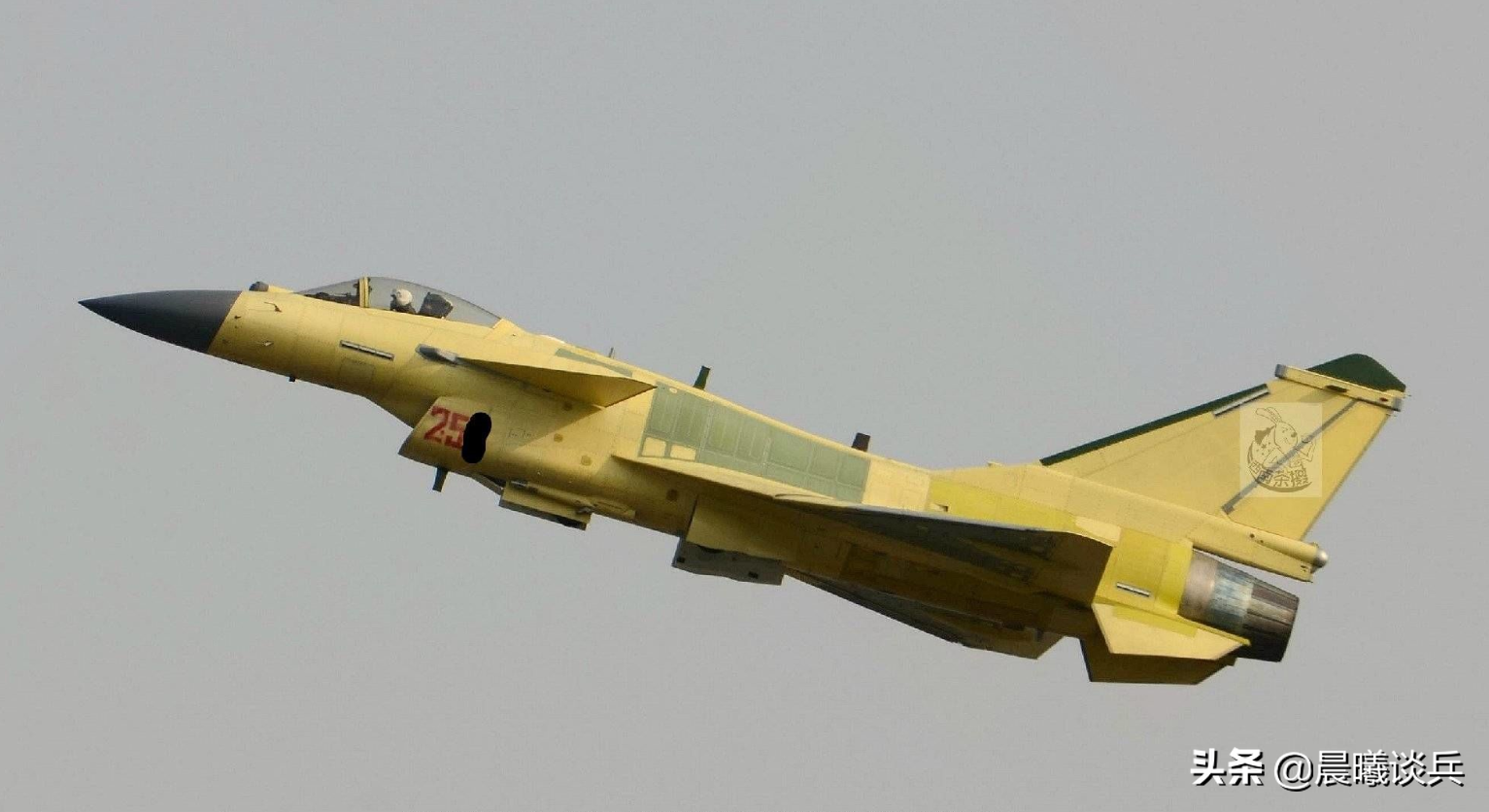 歼10C战机继续大量生产，数量已相当于中等强国