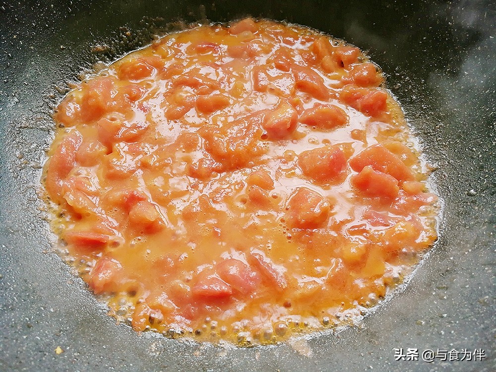 给孩子吃鸡蛋，不如吃“动物中的人参”，配番茄开胃，大人也喜欢