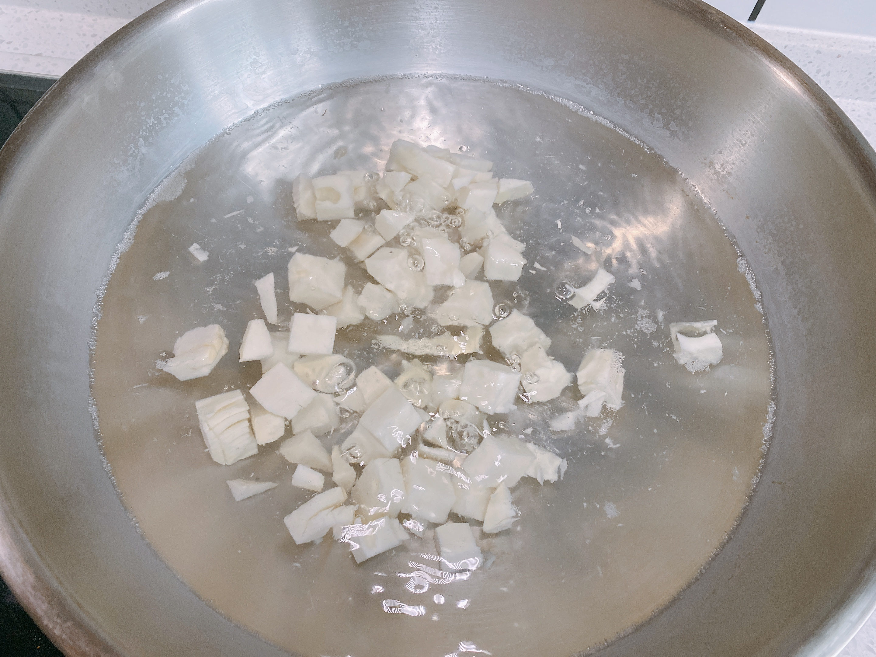 清明節限定美食，用2種春季特有食材燜一鍋飯，這才是春天的味道