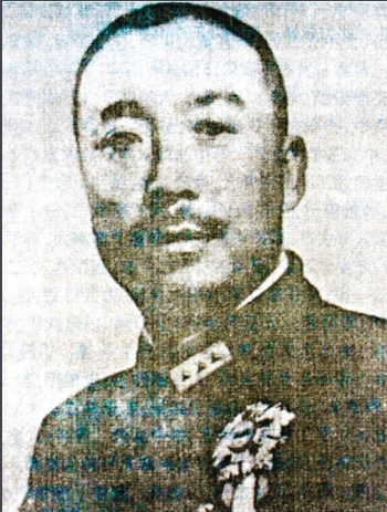 建国后，他用黄金买村姑成亲，妻子婚后举报说