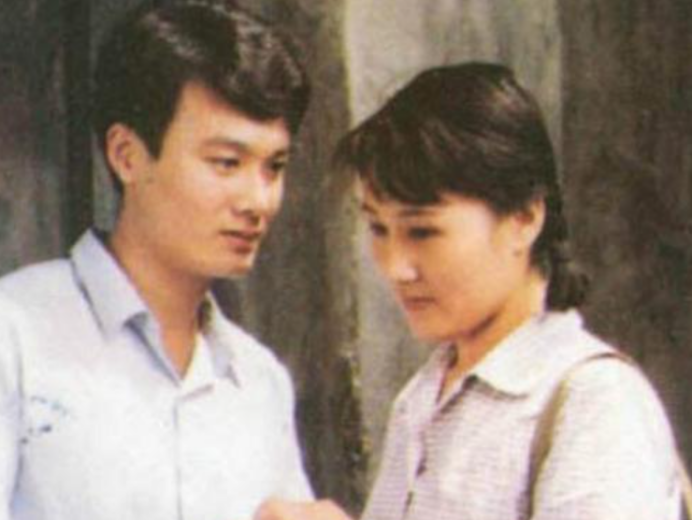 《渴望》剧组30年再聚首：她9次错过刘慧芳，才