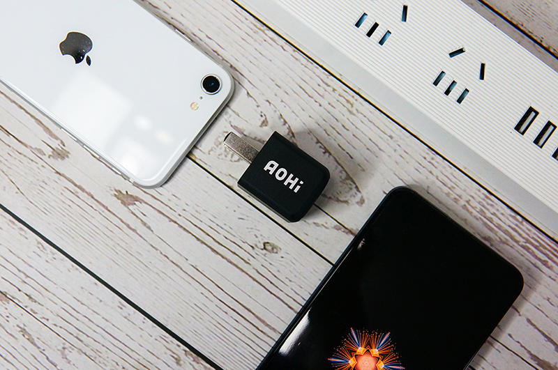 微缩体积，大有能量：AOHI 30W微型大功率充电器体验