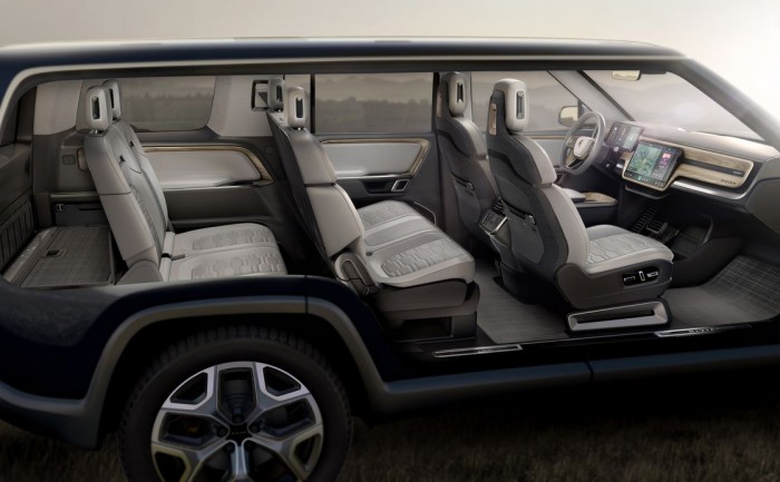 美轿车新成立公司Rivian推全电动式SUV R1S：设计风格接近路虎揽胜和jeep车中间
