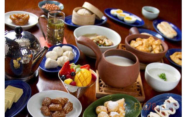 5月26日财经早餐：美元持稳黄金小幅回落，油价再度上扬逼近六周高点