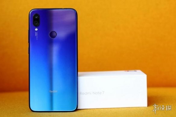 红米noteRedmi Note 7真机里手图 精准定位中低档 主推性价比高