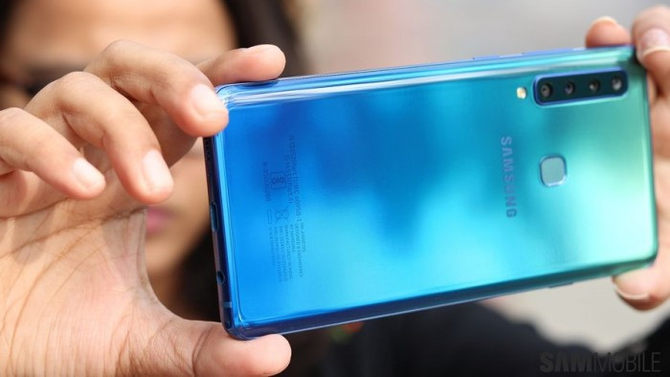 今年款三星Galaxy A50规格参数曝出：确定屏下指纹 保存手机耳机端口号
