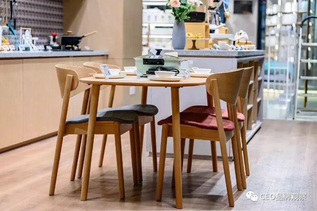 米家有品第一家商业服务官方旗舰店开过，从“杂货店”取得成功逆转