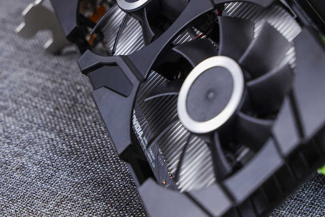 映众GTX1650黑金至尊评测：一款简单，稳定的甜点卡