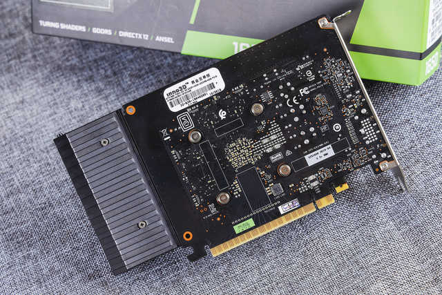 映众GTX1650黑金至尊评测：一款简单，稳定的甜点卡