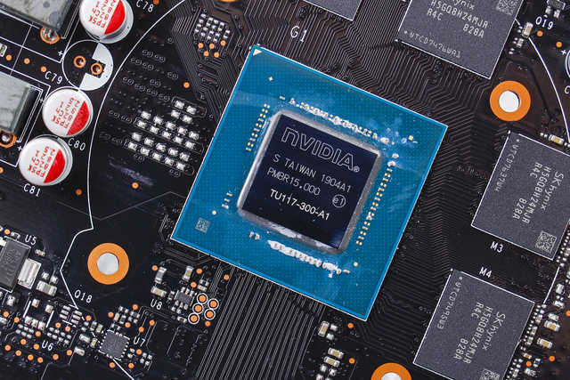 映众GTX1650黑金至尊评测：一款简单，稳定的甜点卡