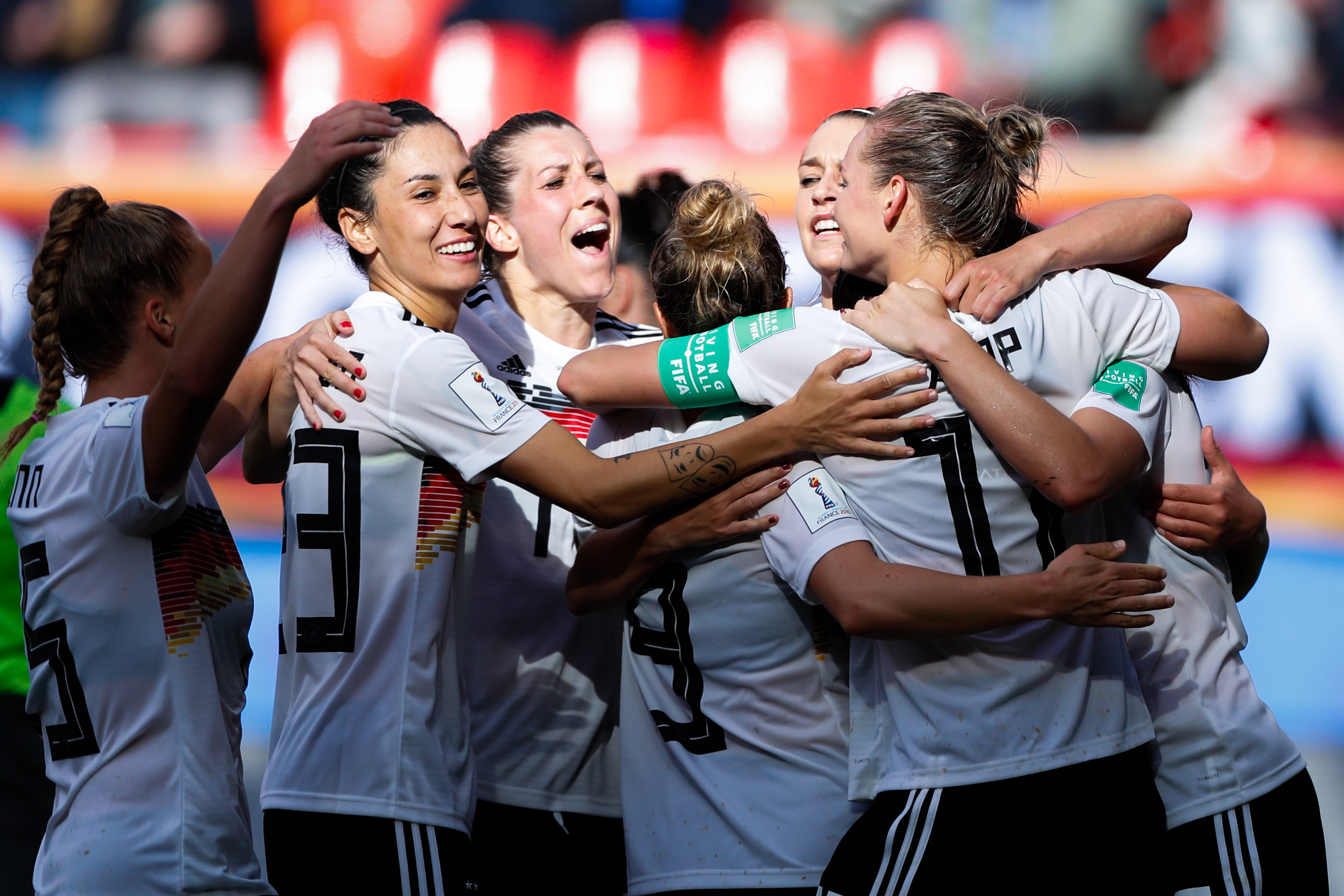 瓦朗谢纳(法国),2019年6月13日    (女足世界杯)(1)足球——b组:德国