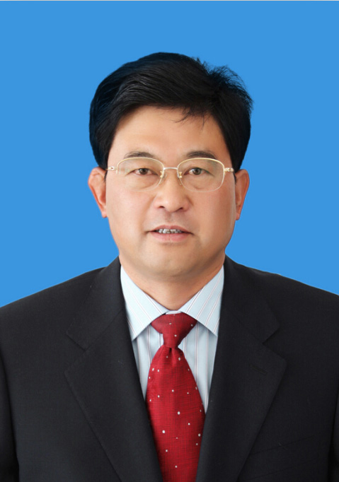 赤峰市人大常委会主任德杰5月在任上病逝，程俊孝出任代主任