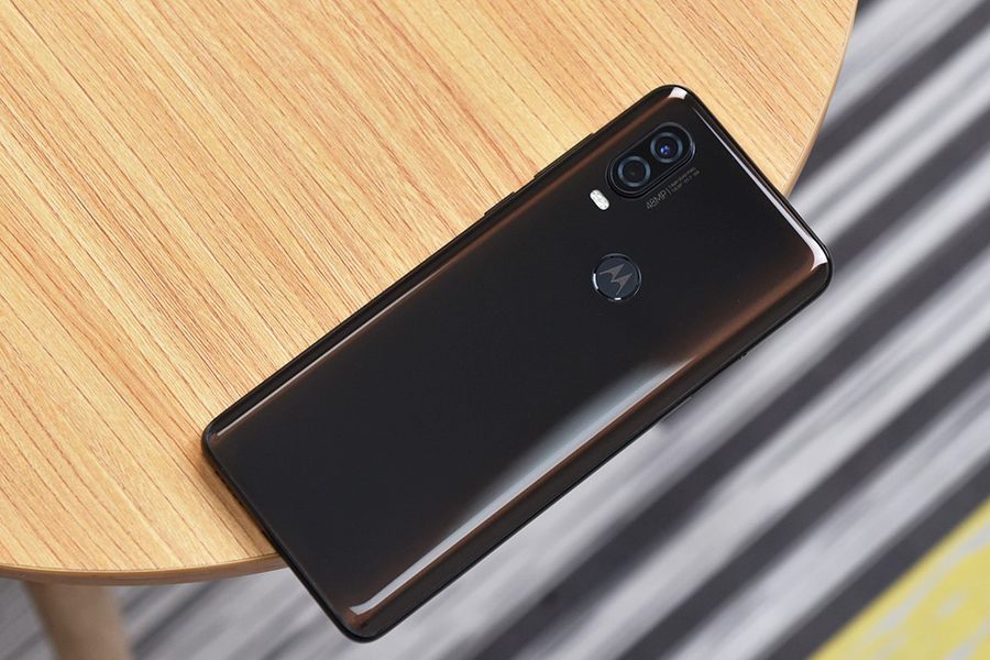 Moto P50测评：它是手机上也是高质量的掌上影院