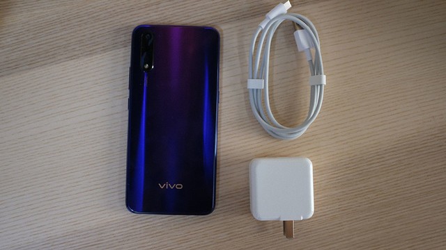 vivo Z5先发拆箱入门 让你三点选购原因