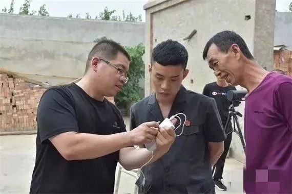 高科技“加持”，小镜头里的法庭有点牛！