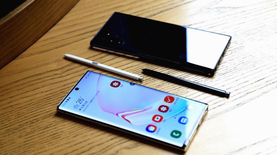 多项黑科技加持 屏幕依旧无可挑剔 三星Galaxy Note 10系列上手体验