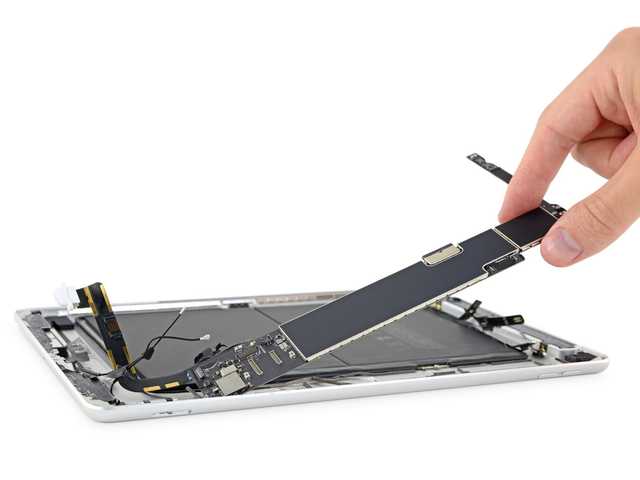 iPhoneiPad 2019拆卸：电池电量不会改变 运行内存提高至3GB