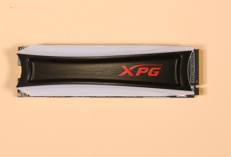 带灯的旗舰M.2 SSD！威刚XPG龙耀S40G 512GB评测