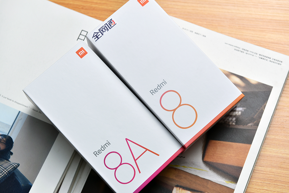 5000毫安时18瓦快速充电 Redmi红米8系列产品手机开箱