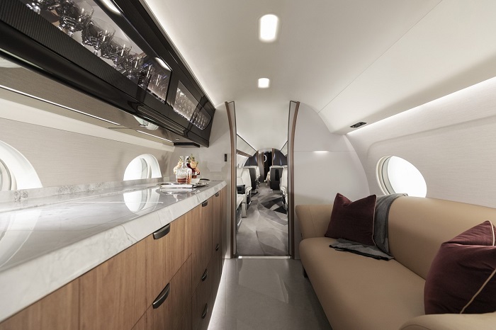 湾流公布最新款G700旗舰级商务接待喷气机 室内空间成较大 产品卖点