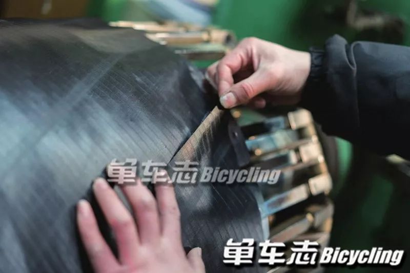 你知道輪胎是怎么生產(chǎn)出來(lái)的嗎？