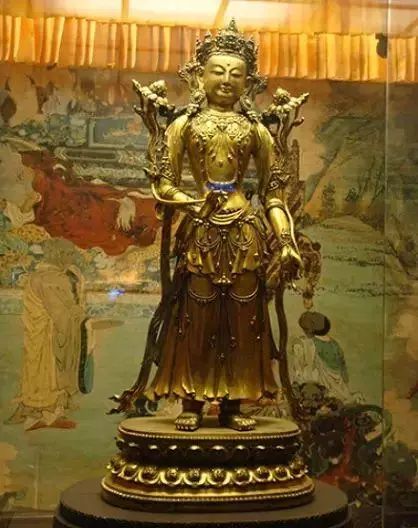 來一波長知識(shí)~各大博物館的鎮(zhèn)館之寶