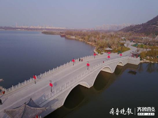 Boat pats: The Jinan Mount Hua of deep winter season, calm beauty has the view more lasting appeal