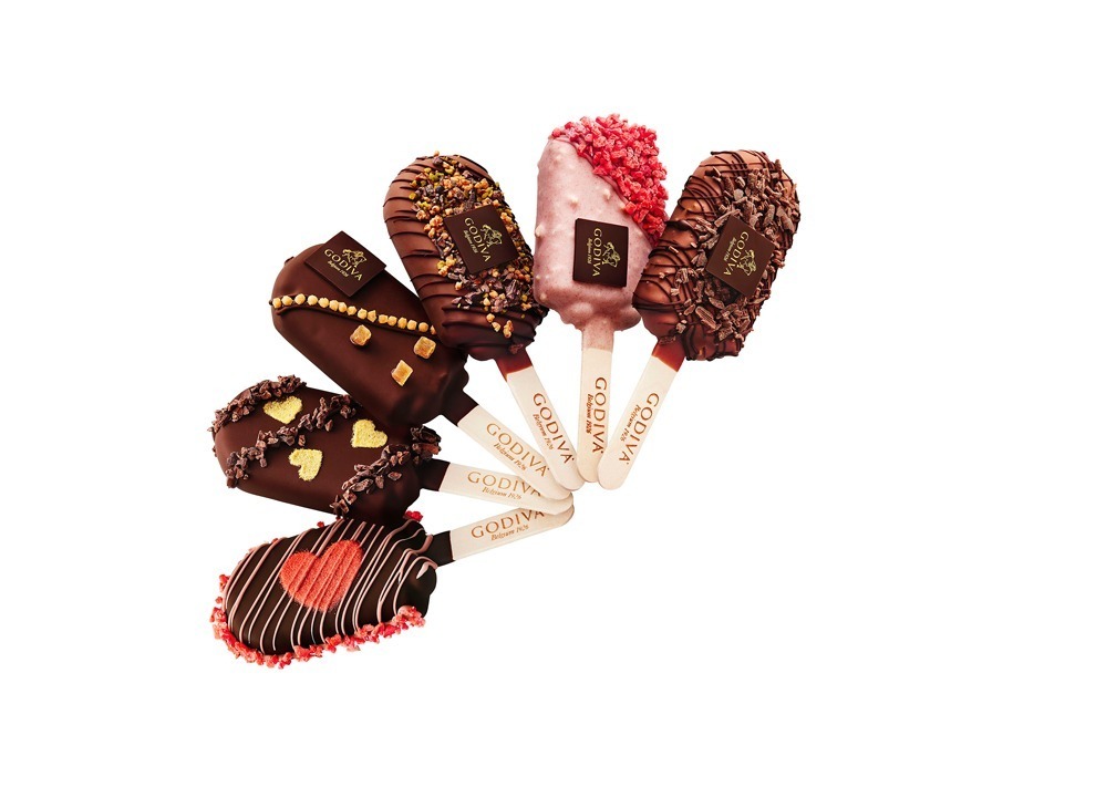 女朋友|情人节礼物给女朋友送什么礼物好 女友礼物清单我们帮你准备好了