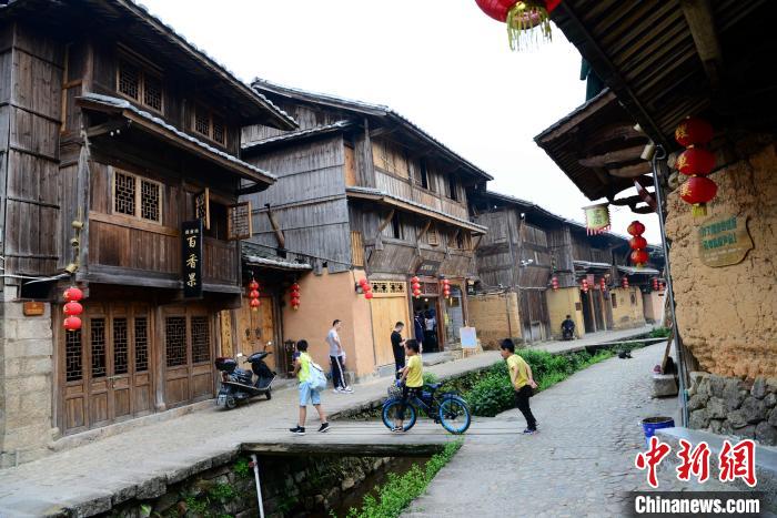 福建古村落乡村旅游焕发新活力 青年返乡逐梦