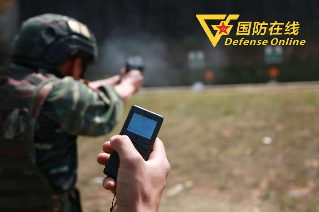 直击｜武警特战队员多课目实弹射击训练