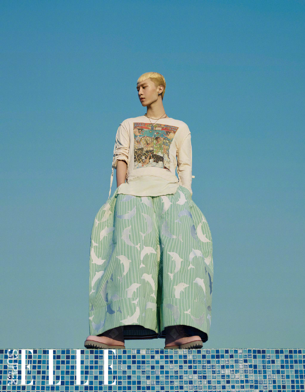 200520 范丞丞《SuperELLE》六月刊大片释出 不受拘束