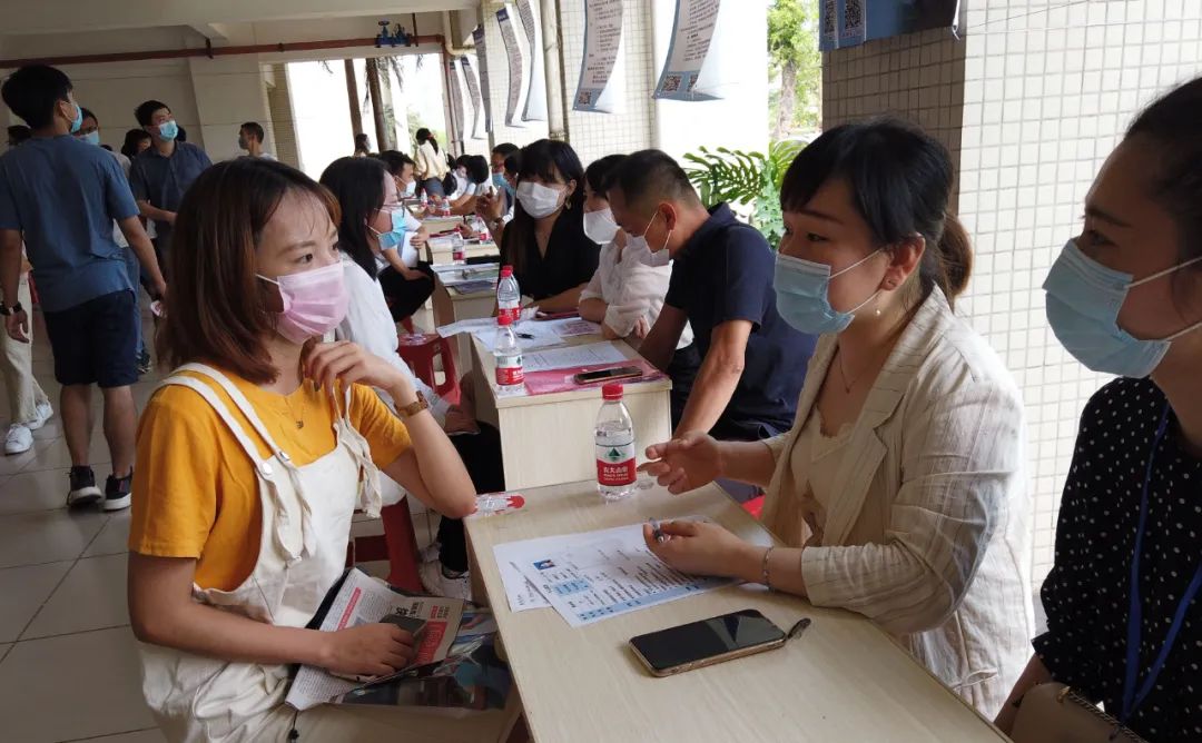 政府工作报告明确：今年要干好这些大事→