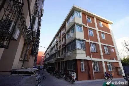老旧小区怎么改？两会代表委员这样说→