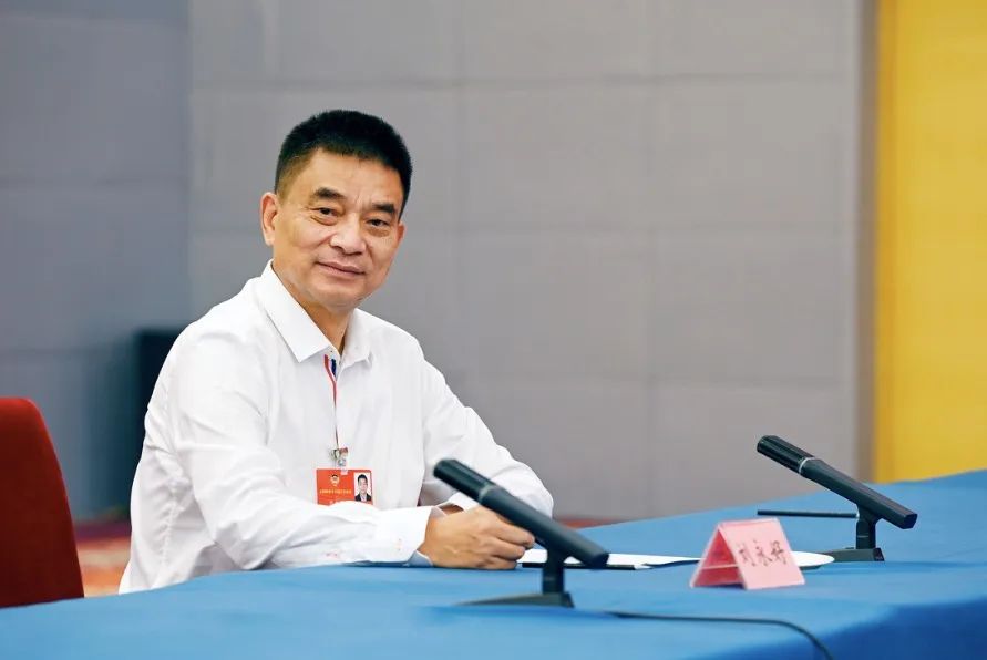 专访刘永好：有了这三点，产业扶贫就活了
