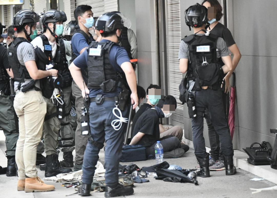 港警至少拘120人！港府：恰恰证明一件事