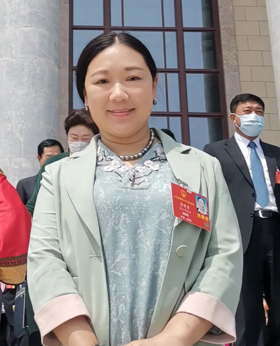 两会独家观察｜|整顿风气、行业纾困，文艺界的代表委员呼吁了啥？