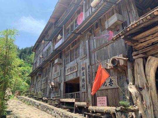 传承红色基因，开启“红色+创意”之旅