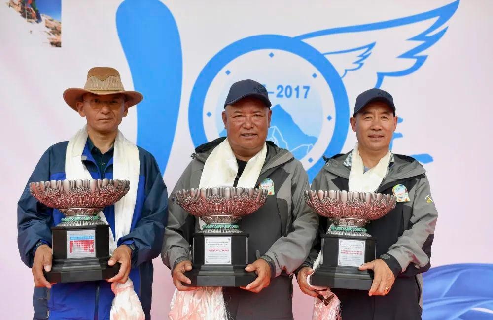 从北坡登顶珠峰，将经历什么？