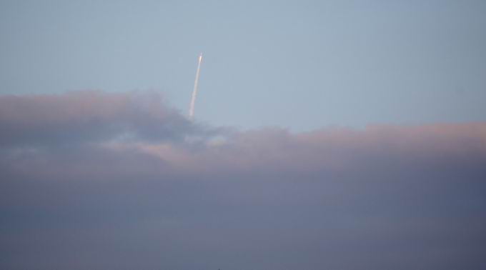 “以石击石”，应对“大号”小行星撞击地球威