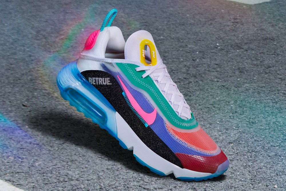 彩虹 Nike BETRUE 又来了！今年最火的一款鞋可能是……