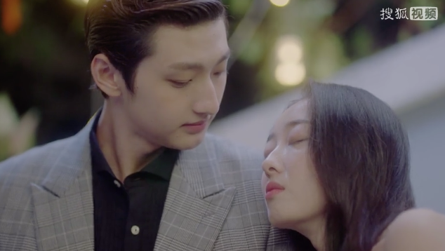 成功引起了我的注意，刘特简直就是的“年下霸