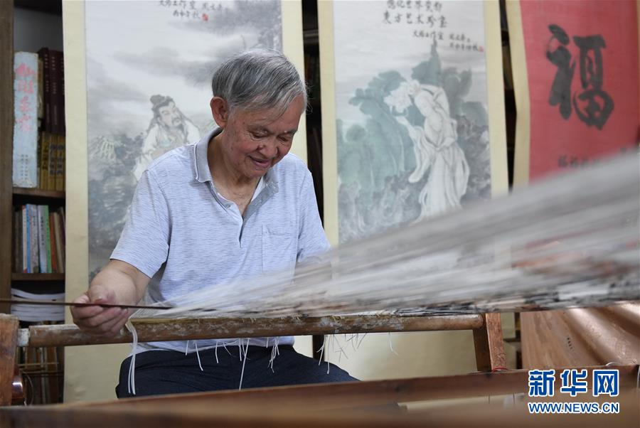 福建永春：千年纸织画的传承