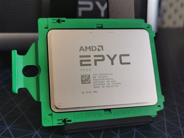 华擎妖板：AMD八通道运行内存白白的阄割1/4