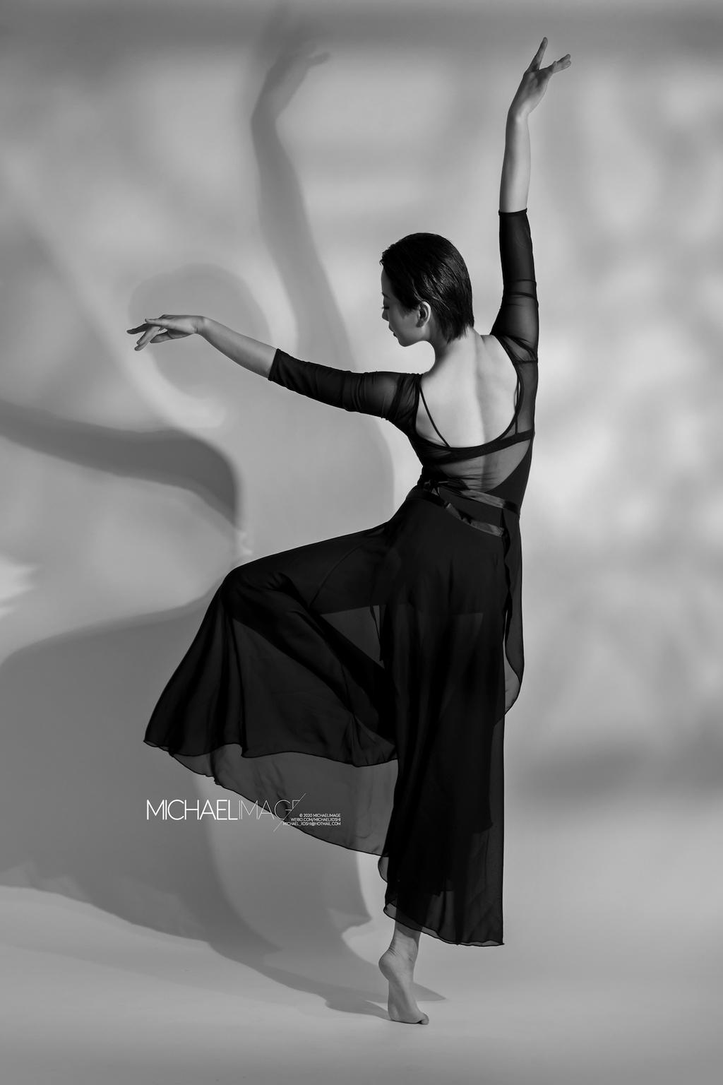 Have brandish clear picture